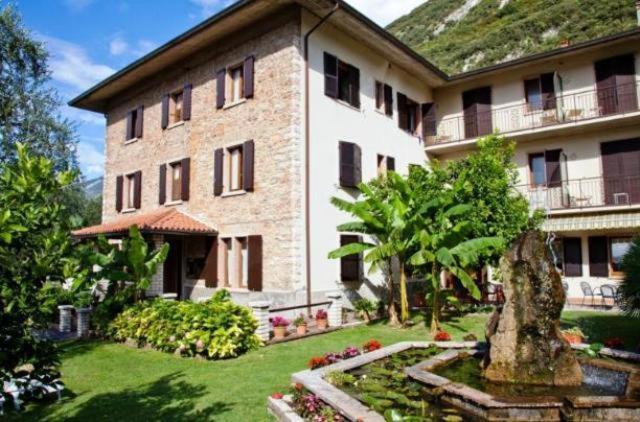 Hotel San Carlo Malcesine Extérieur photo