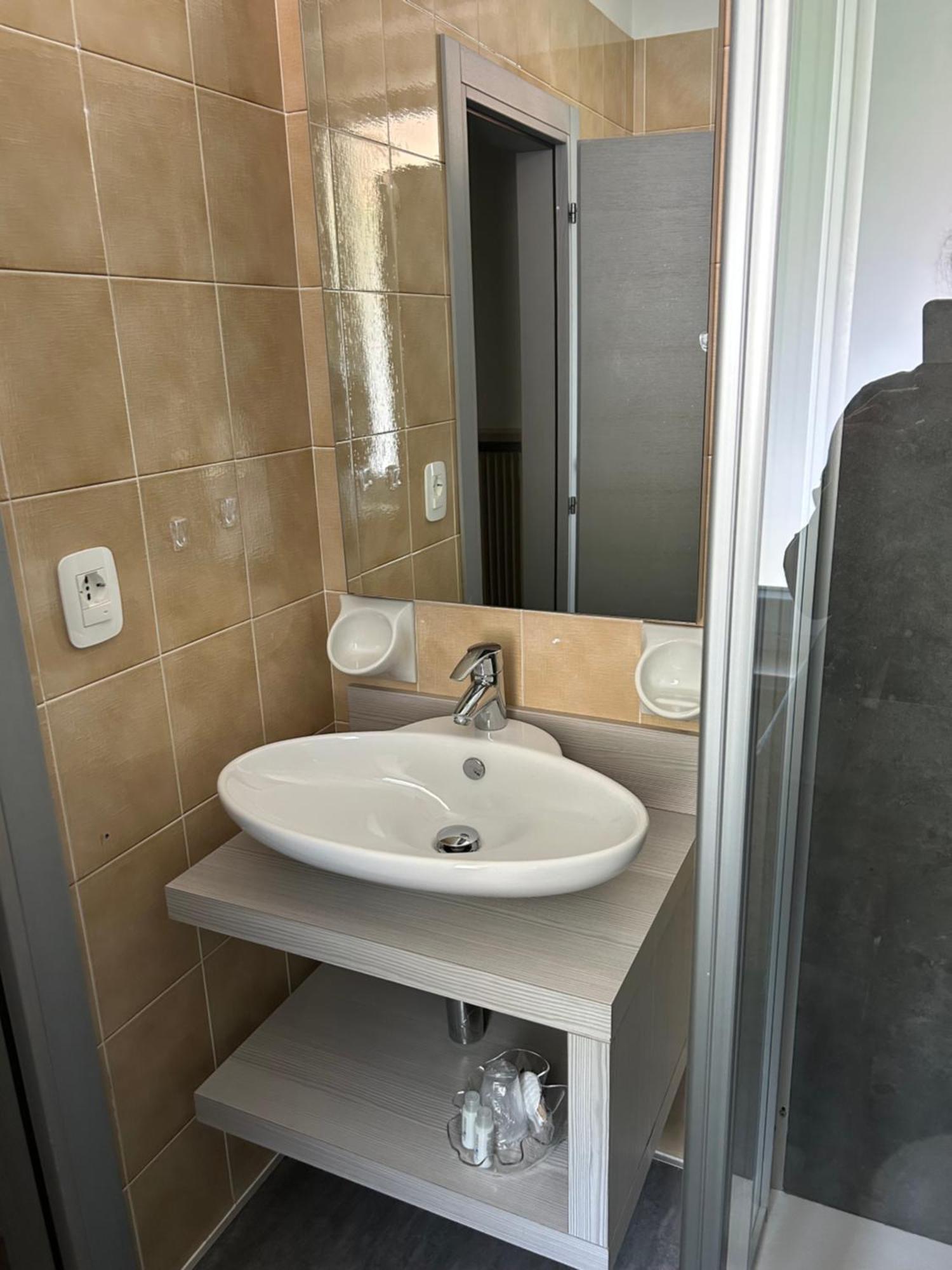 Hotel San Carlo Malcesine Extérieur photo
