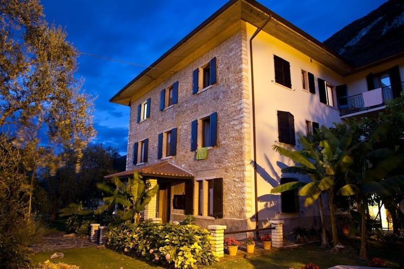 Hotel San Carlo Malcesine Extérieur photo